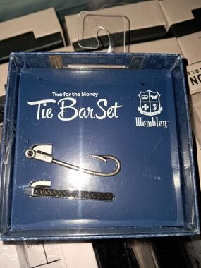Wembley Silver Tie Bar Set